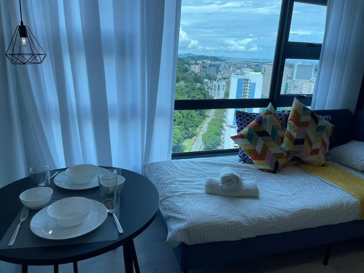Jq2 2Bdrm In Town On High Floor With Stunning View Of Kk Apartman Kota Kinabalu